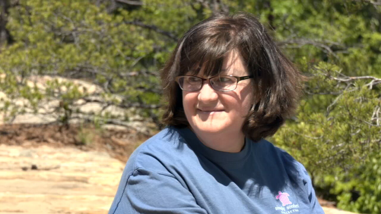 Hiker Lisa Loveless, of Ohio, at Red River Gorge
